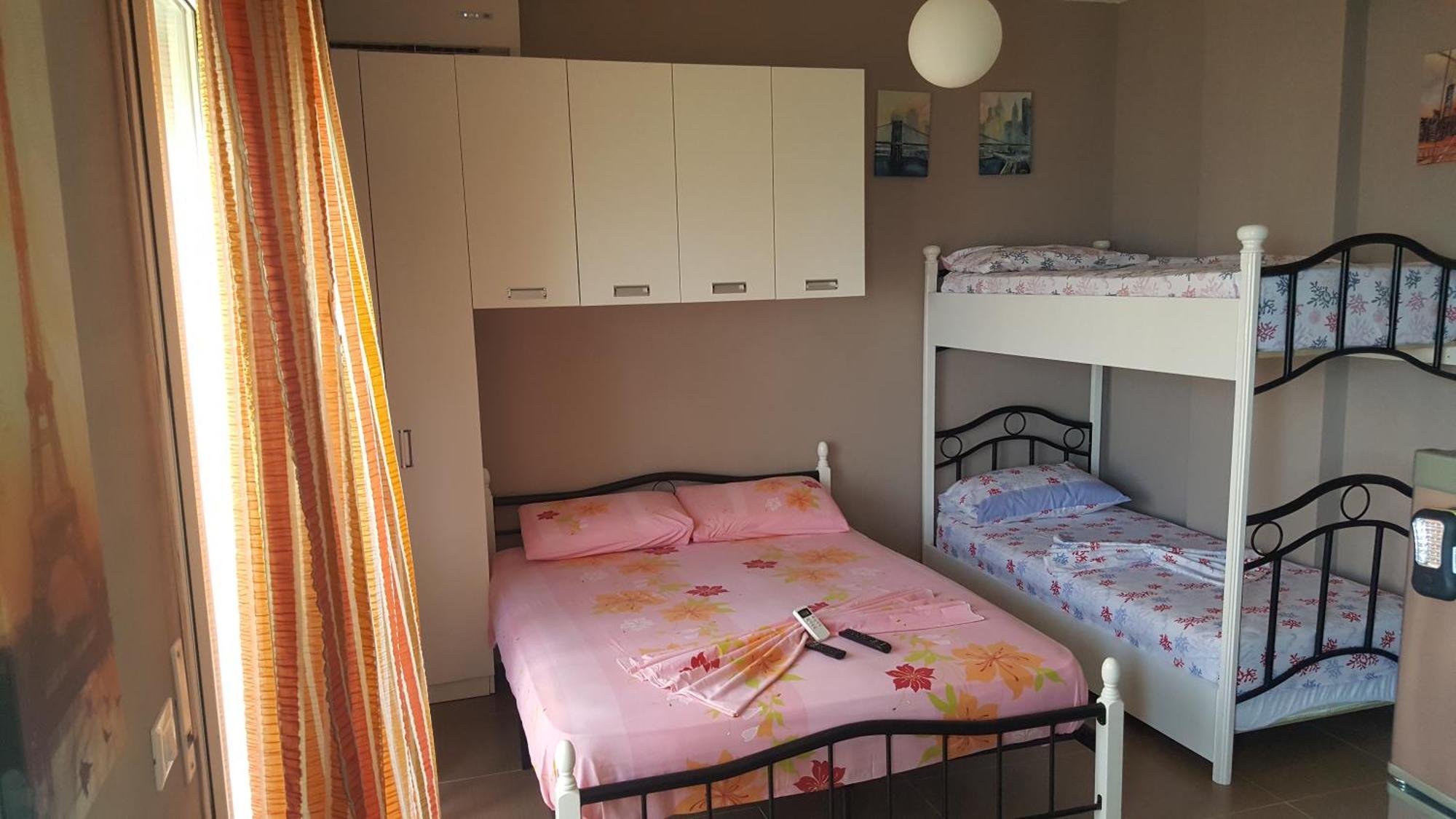 Darla Sea View Apartment Вльора Екстер'єр фото